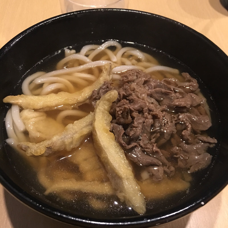 肉ごぼう天うどん(博多うどん居酒屋 泰吉)