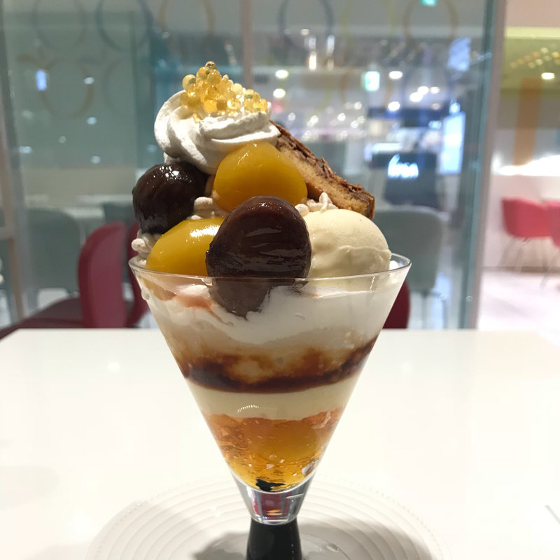 和栗のパフェ(タカノフルーツパーラー 池袋東武店)