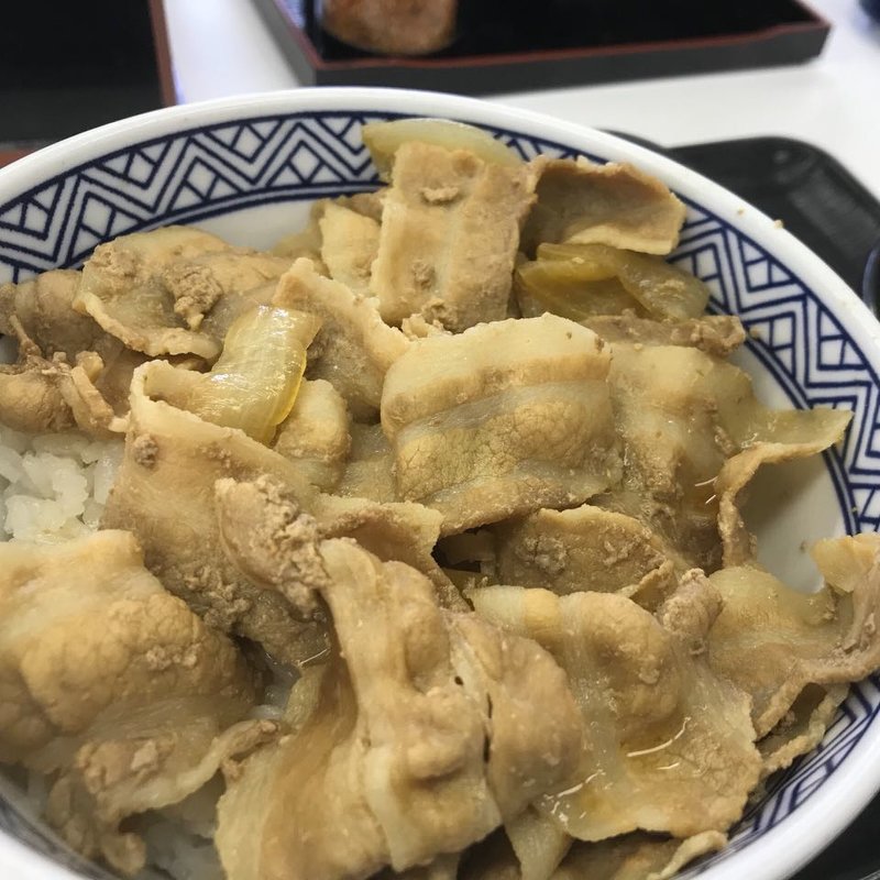 豚丼(吉野家 3号線箱崎店)