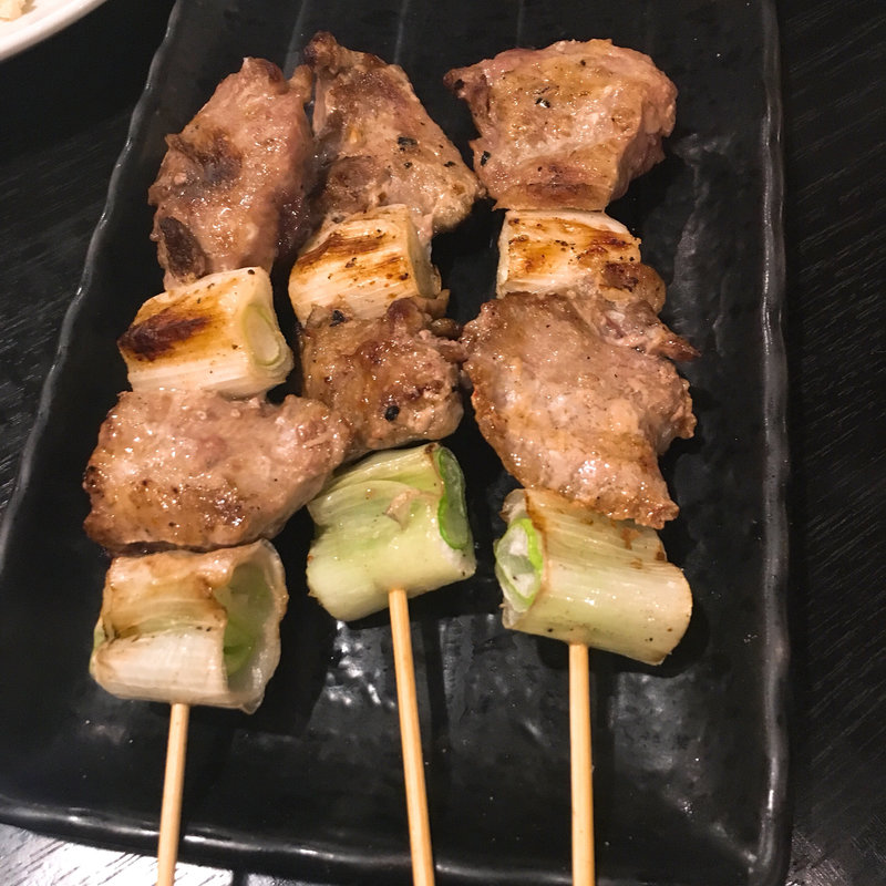 まぐろほほ肉ねぎま(魚串さくらさく 三田店)