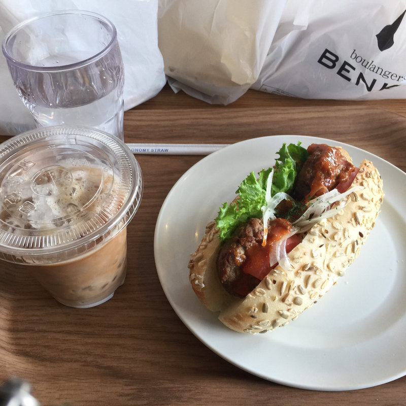 ハンバーグ(ベンケイ ピザ コッペ)