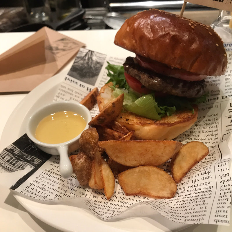 ブルーチーズバーガー(＆JOKER/Neo 鉄板dining)