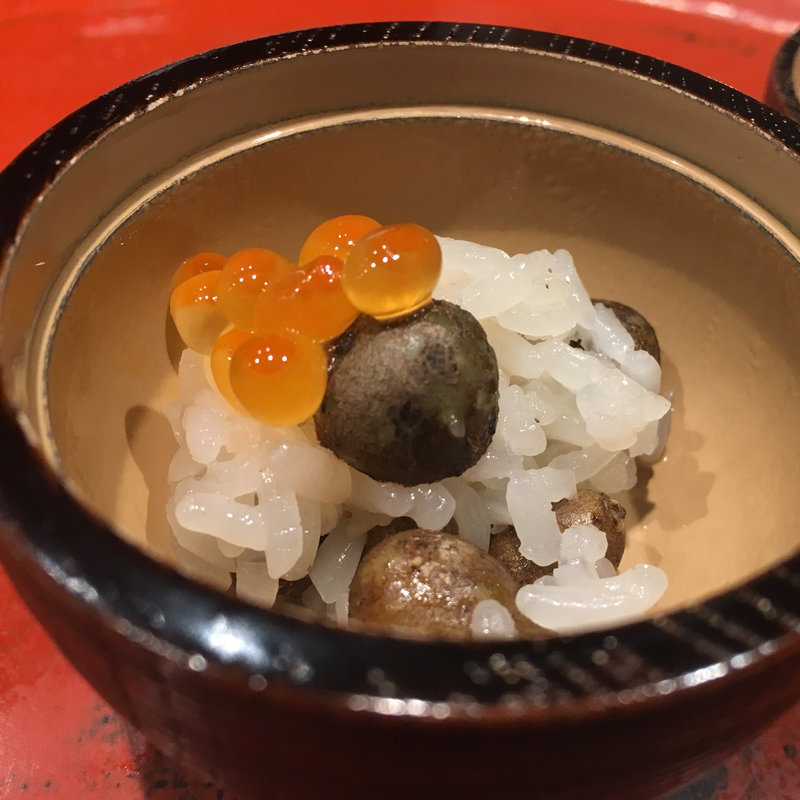 お凌ぎ(草喰 なかひがし （そうじき なかひがし）)