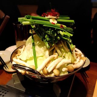 牛モツ鍋(いが嵐倉庫 )