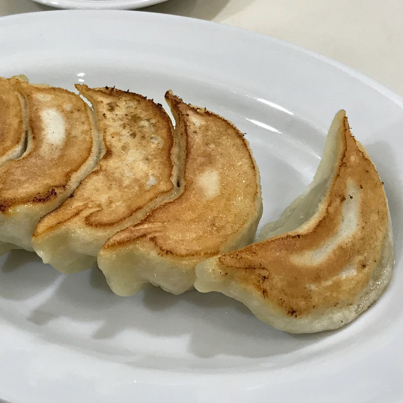 餃子(ラーメン そばよし )