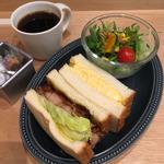 Bread Meal Set(2種類のサンドイッチ+サラダ+お好きなドリンク)(パン屋むつか堂カフェ アミュプラザ博多店)