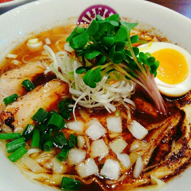 ポルチーニ茸香るラーメン(麺のようじ)