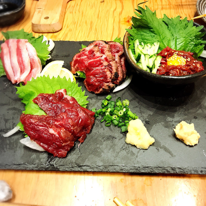 特選！馬刺し4種盛(溝の口 居酒屋 寿や)