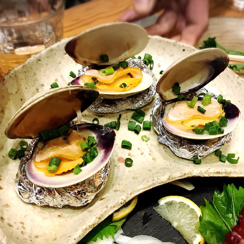 白ハマグリ焼き(溝の口 居酒屋 寿や)