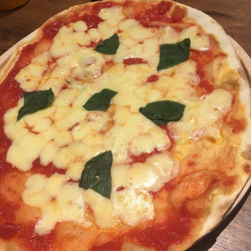 ピッツァ・マルゲリータ(ジョリーパスタ 霧島隼人店)