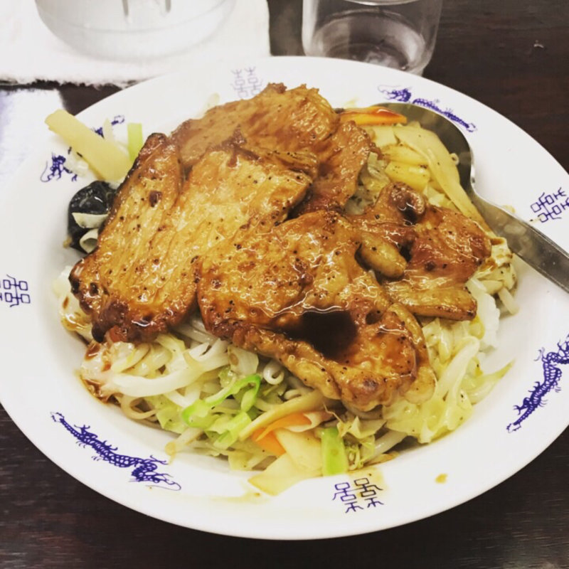 スタミナ丼＋玉子スープ(らーめんサカムラ )