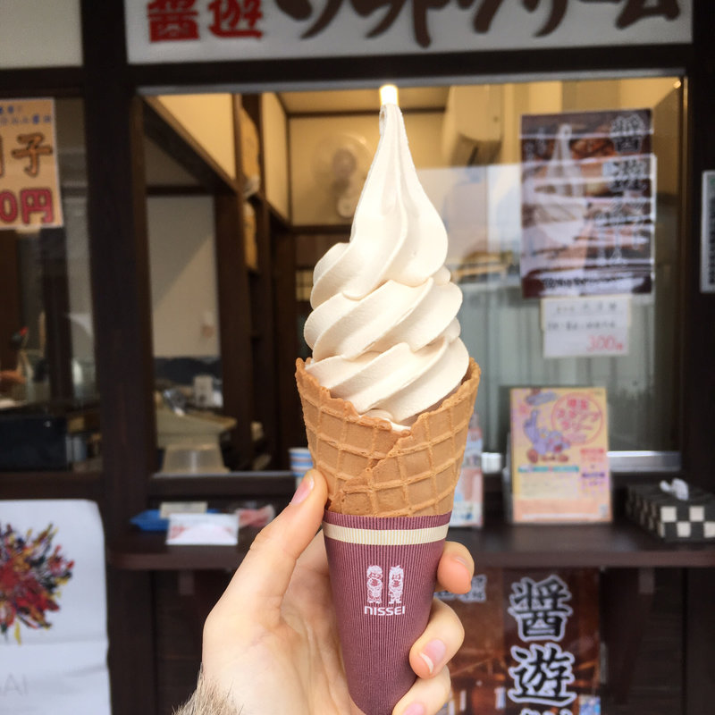醤遊ソフトクリーム(弓削多醤油 川越時の鐘店)