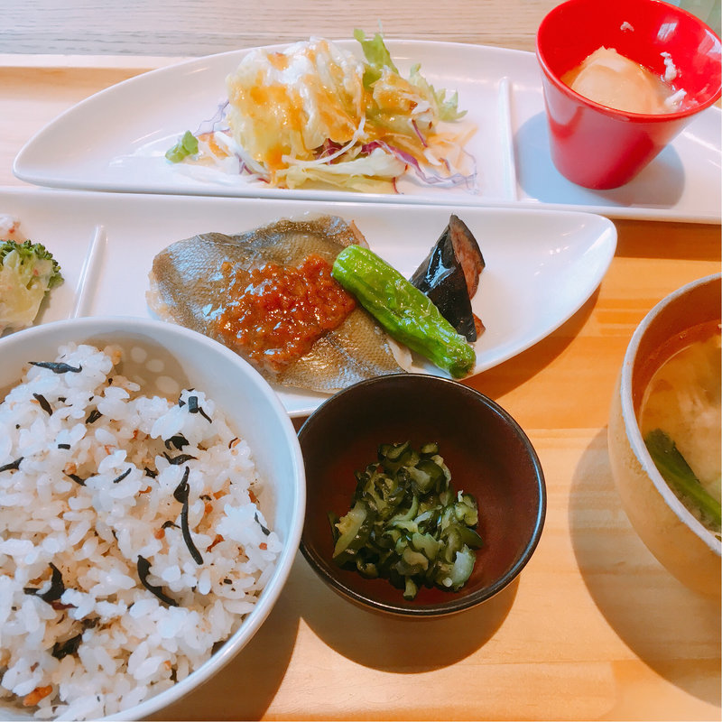 本日のお魚ランチ(おぼんdeごはん エミオ石神井公園店)