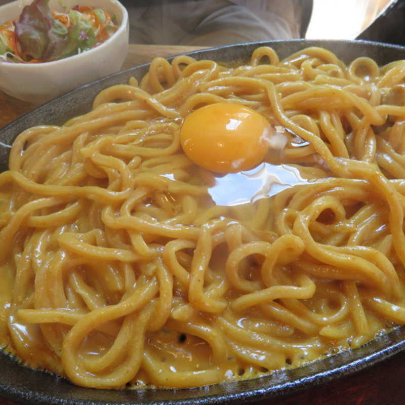 焼きカレーラーメン(食堂なないろ)
