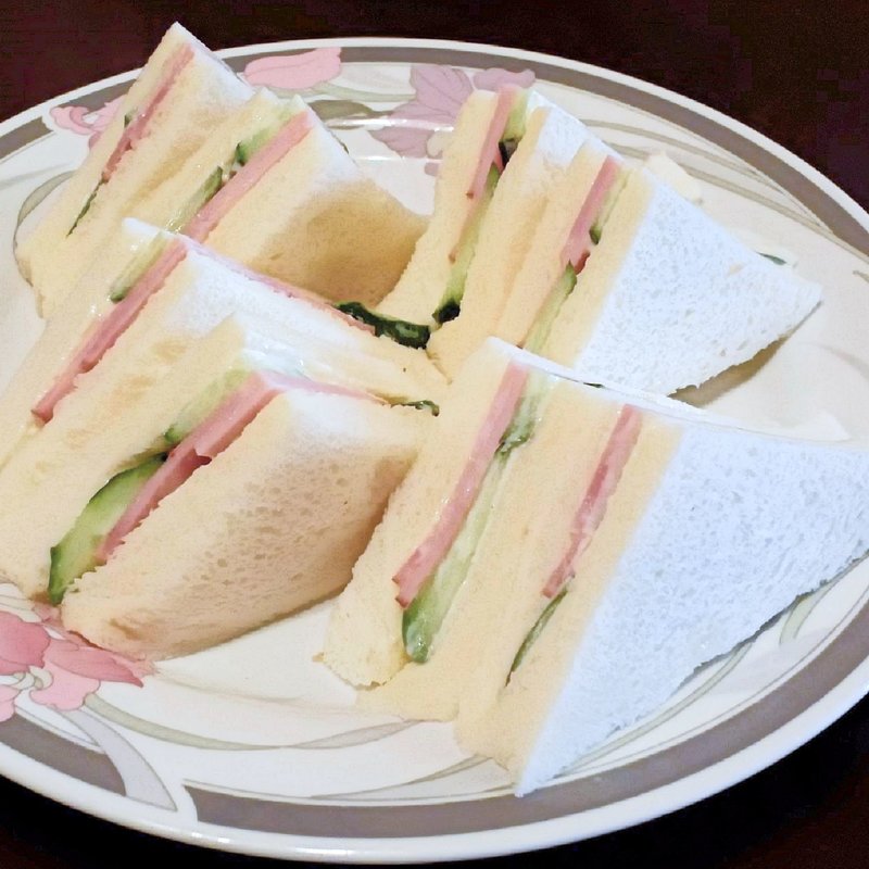 ハムサンド(ぶるーと )