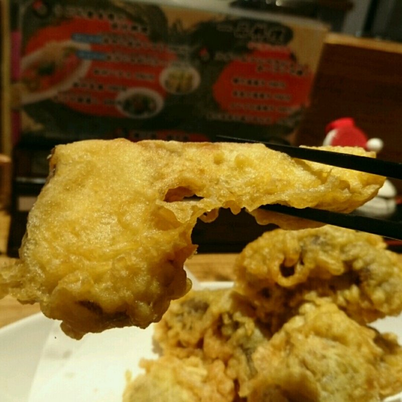 超特大 肉厚椎茸の天ぷら(うどん居酒屋 江戸堀)