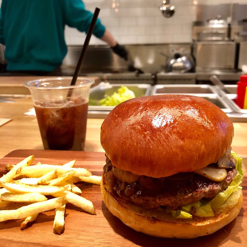 マッシュルームバーガー(跡地（旧YES!BURGER）)