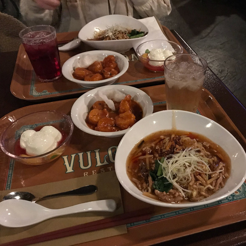 ヴォルケイニアセット(S.S.コロンビア・ダイニングルーム)