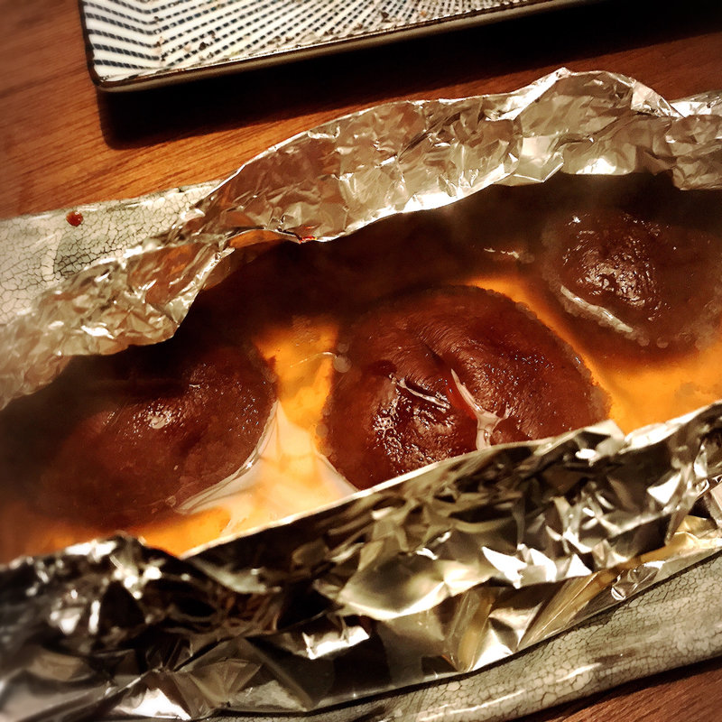 宮崎 肉厚しいたけホイル焼き(宮崎もも焼き専門店 太一)