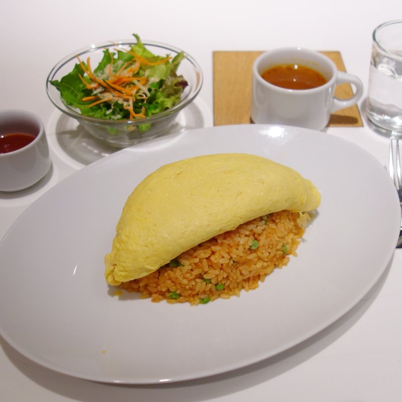チキンオムライス