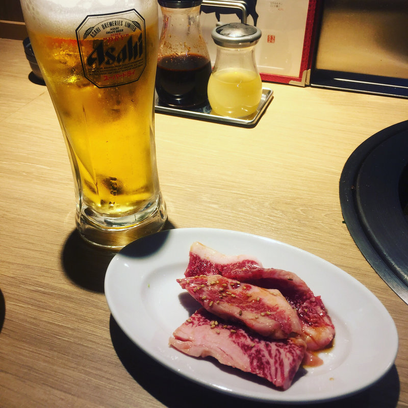 和牛切り落とし＆生ビール(ホルモン酒家牛角 綾瀬店)