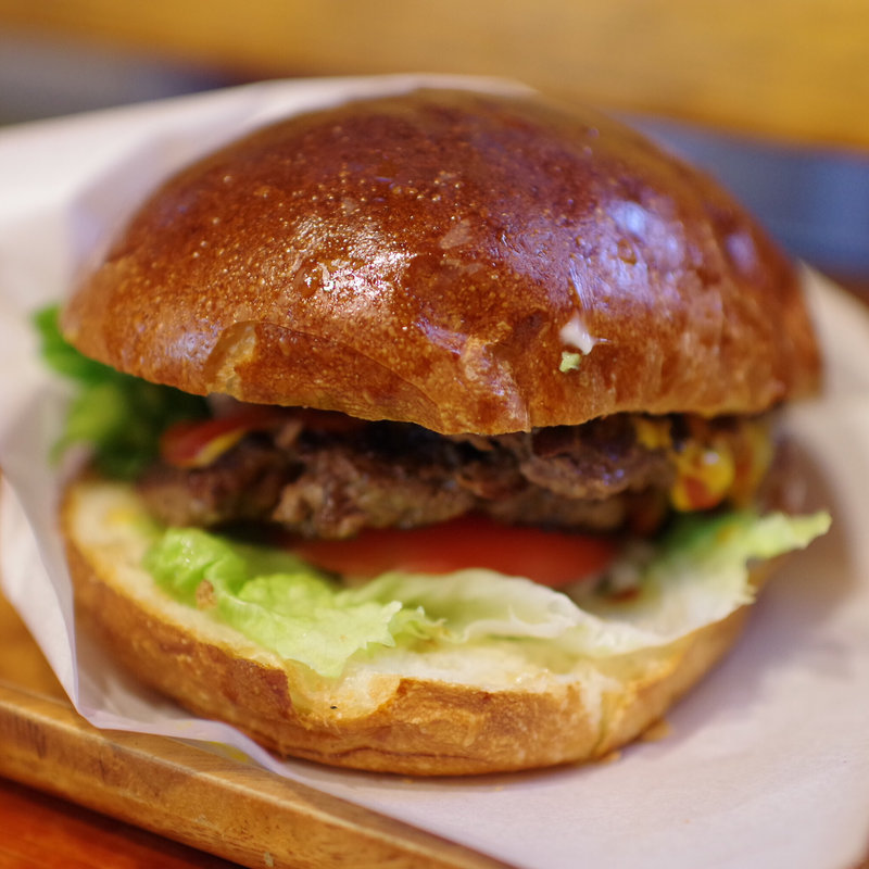 ダブルパティバーガー(BAKERY 燈 LAMP （ベーカリーランプ）)