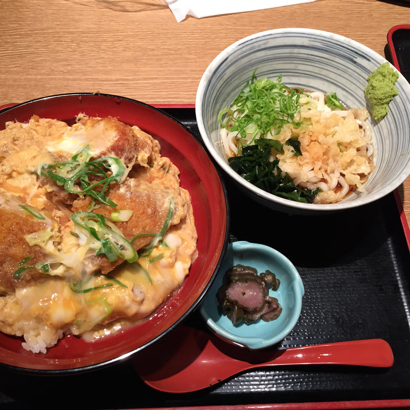 カツ丼セット(茶房ひまわり イズミヤ洛北店 )