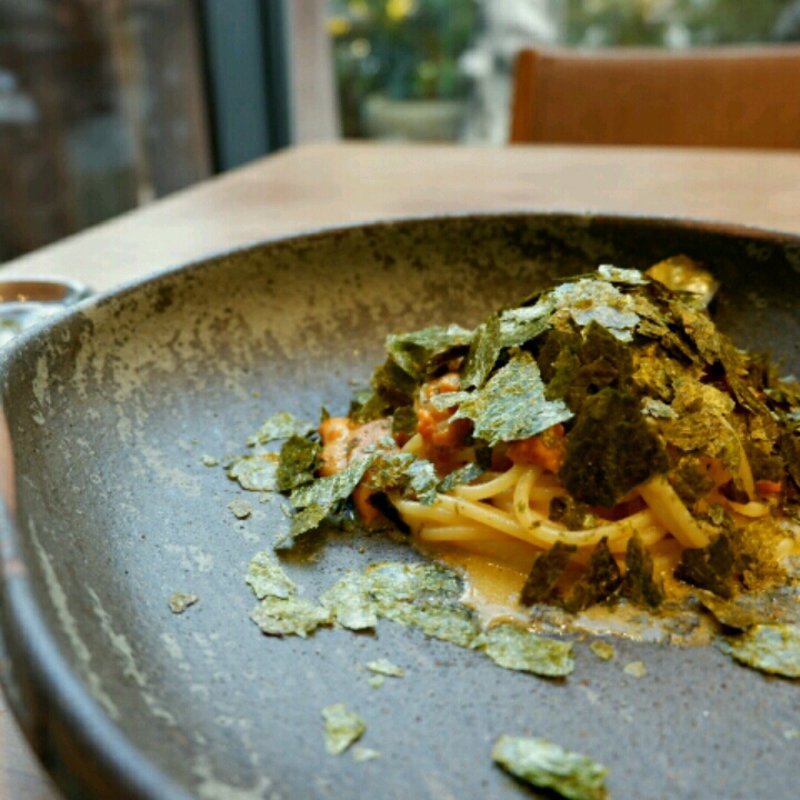 雲丹のスパゲッティ  海苔  わさび(イル ギオットーネ ディ ピュー)