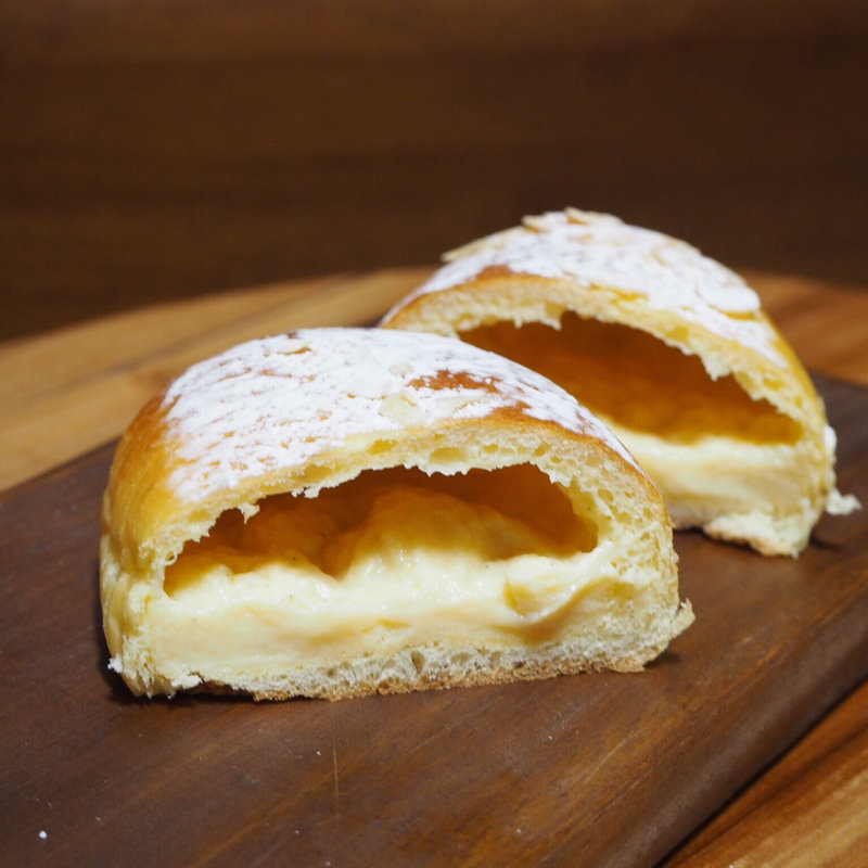 クリームパン(サニーサイド 吹田南千里本店 （Sunny Side）)