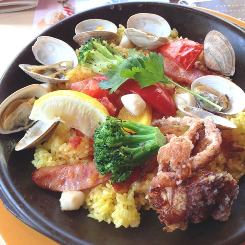 魚介のパエリア(タパス ブランコ みなとみらい店 （Tapas Blanco）)