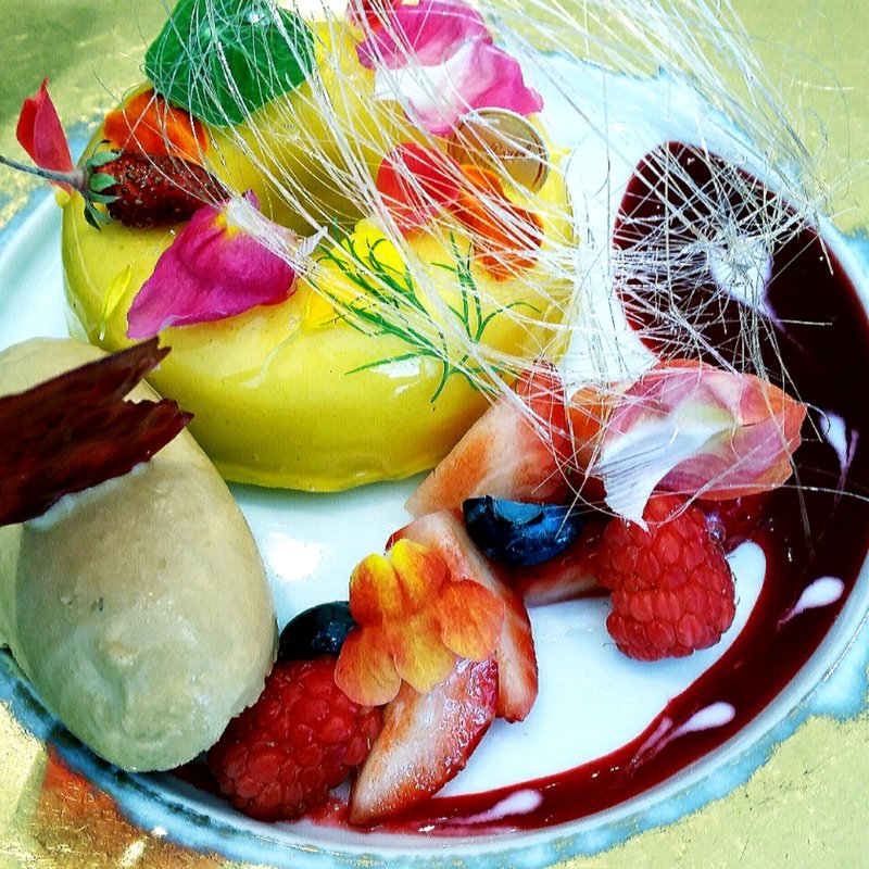 コッラーナ・トロピカーレ(デザートプレート)(カファレル 神戸北野本店)