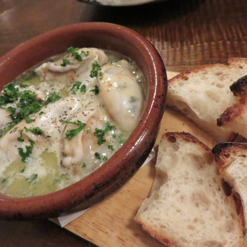 大粒カキのアヒージョ(うりぼう)