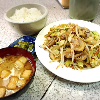肉野菜炒め定食(吉兆)