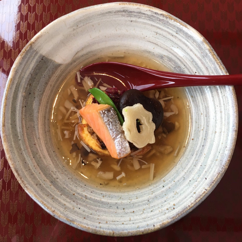 茎若布御飯の飯巻き 木の子餡(Relax （リラックス）)