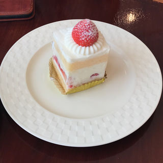 ショートケーキ(オ プティ マタン)