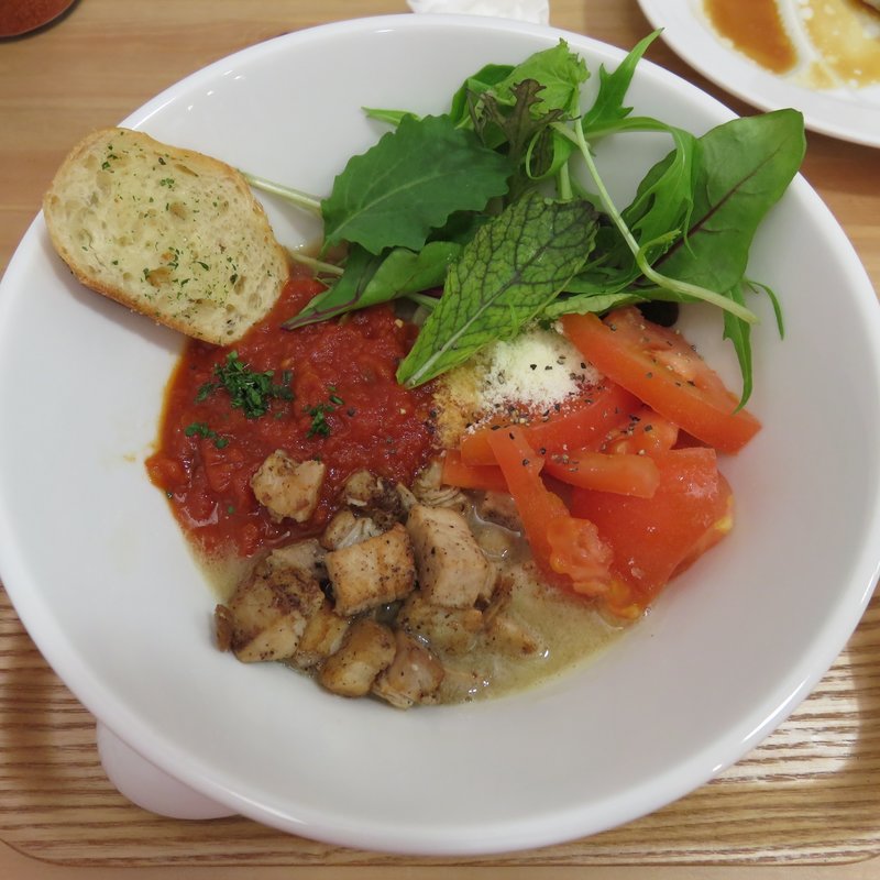 トマトまぜそば（チーズ入り）(ユナイテッド ヌードル アメノオト)