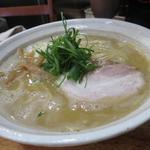 鶏麺しょうゆ(桐麺 )