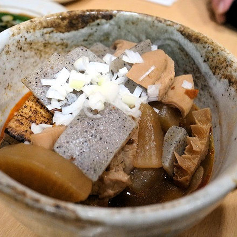 もつ煮込み 豆腐入り(炭火串焼き昌)