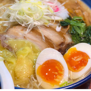 (函館ラーメン しお貴)
