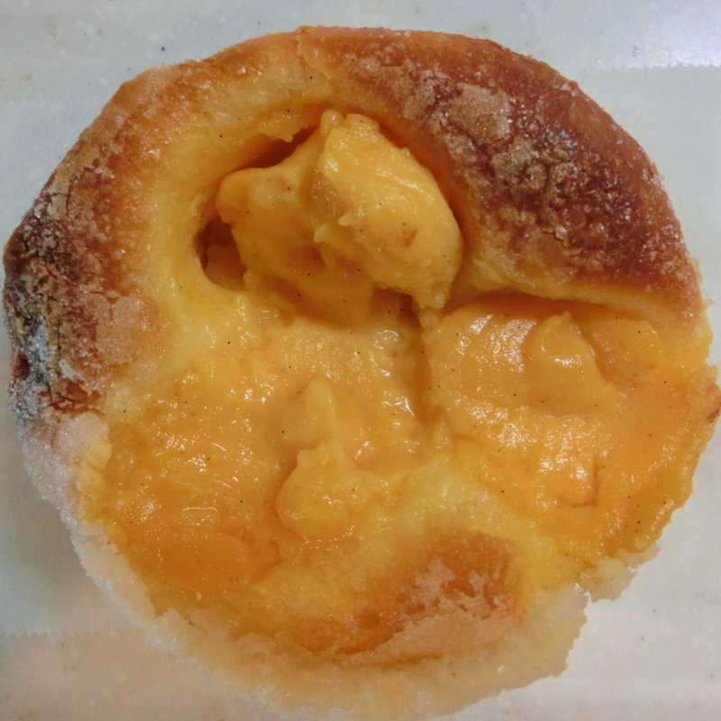 ロブションのクリームパン(ラ ブティック ドゥ ジョエル・ロブション 六本木ヒルズ店 （LA BOUTIQUE de Joel Rubchon）)