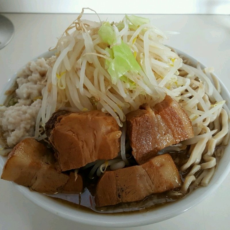 にぼじろう(醤油・大盛)(麺屋 にぼすけ本舗 )