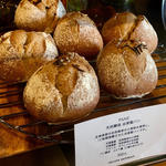 PANE 天然酵母 自家製パン(GELATO NATURALE（ジェラート ナトゥラーレ）)