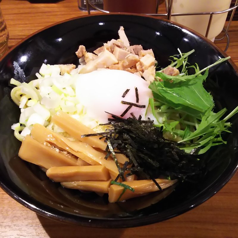 温玉チーズ油そば（並）(横浜家系ラーメン 壱角家 川崎銀柳街店)
