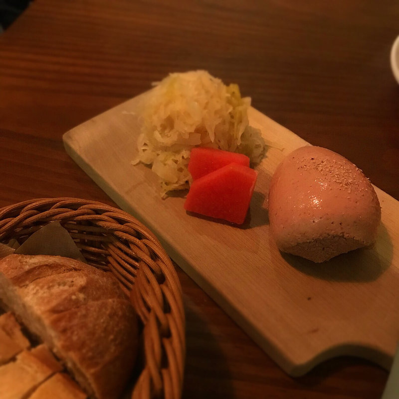 鶏白レバーのムース(Quit rit gué rit (キリゲリ))