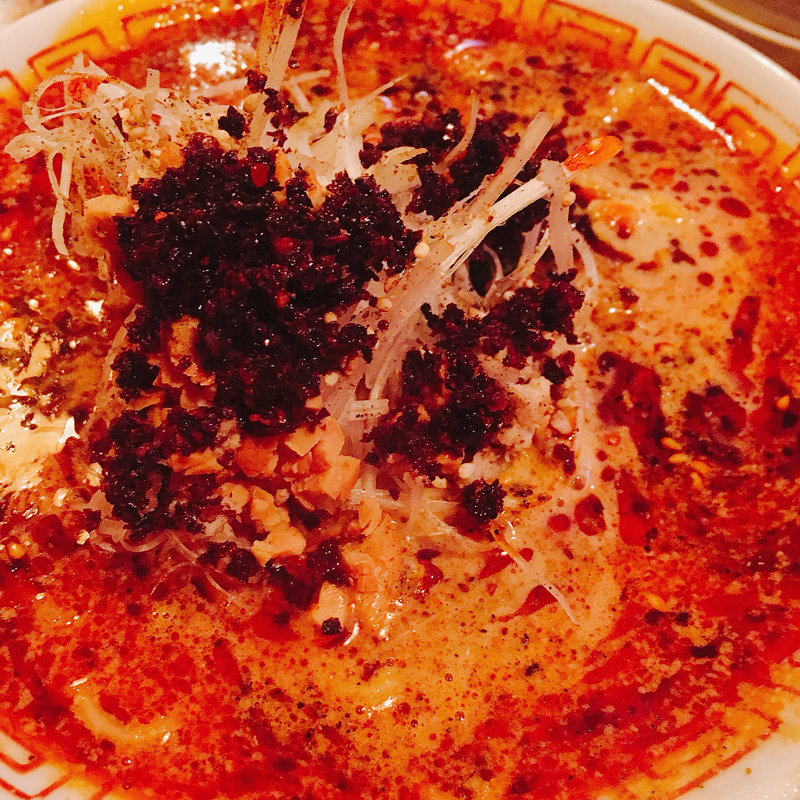 ゴマたっぷり担々麺(中華バール 金柑)