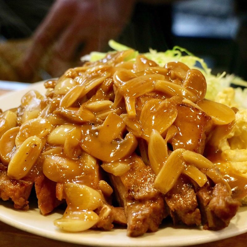 ポークソテー定食(とん金)