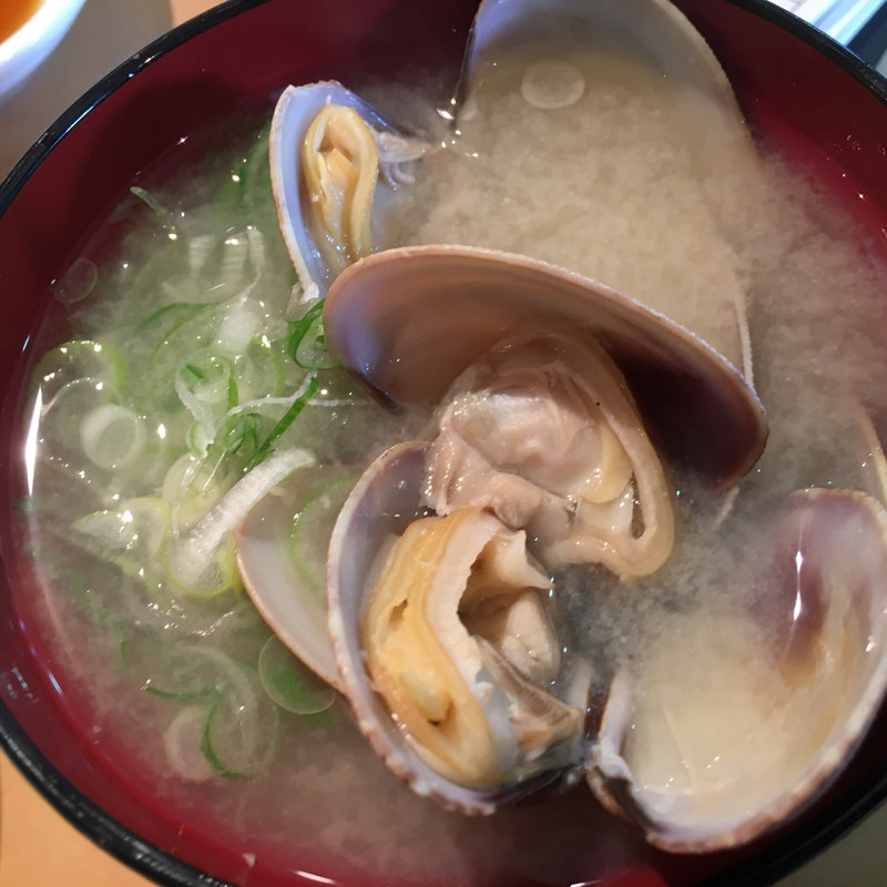 あさり汁(廻鮮寿司　塩釜港 塩釜店 （かいせんずし しおがまこう）)