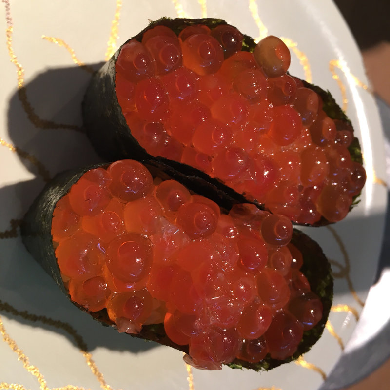いくら(廻鮮寿司　塩釜港 塩釜店 （かいせんずし しおがまこう）)