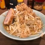中ラーメン（麺300グラム）(立川マシマシ 9号店)