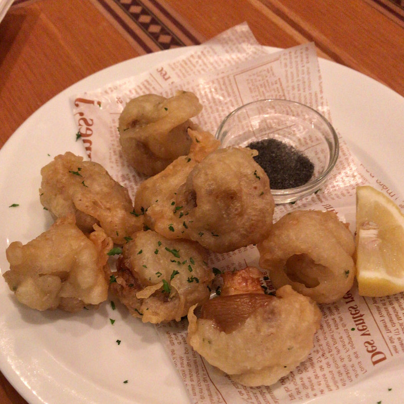 まるごと！マッシュルームのフリット(ペッシェドーロ 新宿店 )